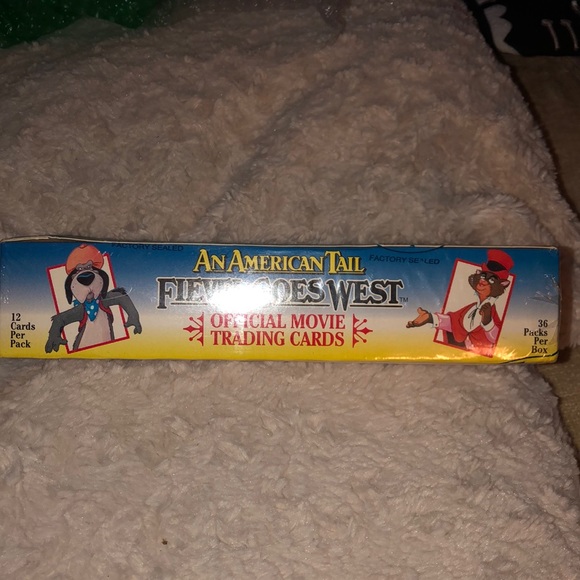 Brand new unopened box of Fievel Collecting cards - Picture 2 of 3